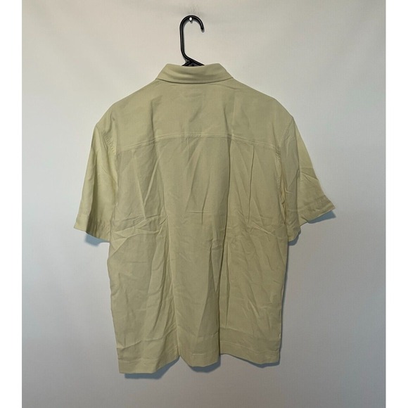 LL Bean Shirt Mens Medium Yellow Button Up Outdoor Hiking Nylon Short Sleeve NWT - Picture 8 of 10